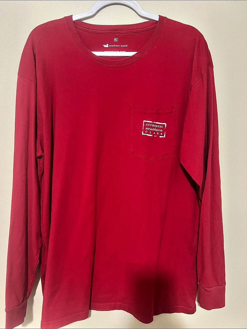 Southern Marsh Long Sleeve Pocket Tee in Red XL Like New